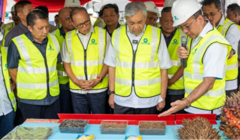 INISIATIF PROJEK LOJI JANAKUASA BIOGAS
